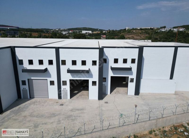 Gebze Pelitli’de yüksek tavanlı, asma katlı, KDV avantajlı kiralık: ilanın kapak fotoğrafı